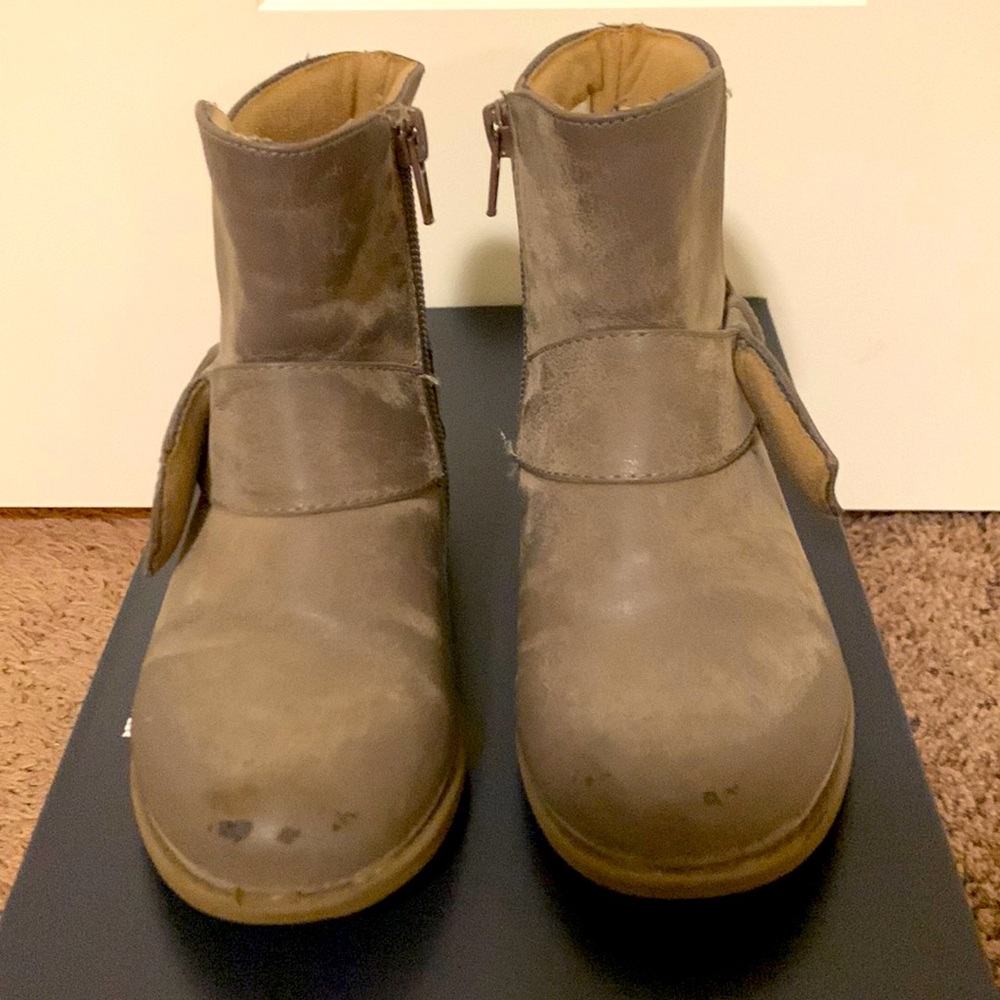 Rachel Shoes Bow Side Boots- Size 12